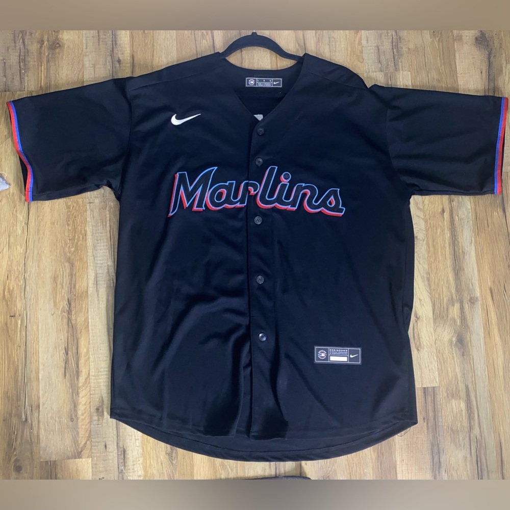 Nike Miami Marlins #10 Gurriel jersey like new